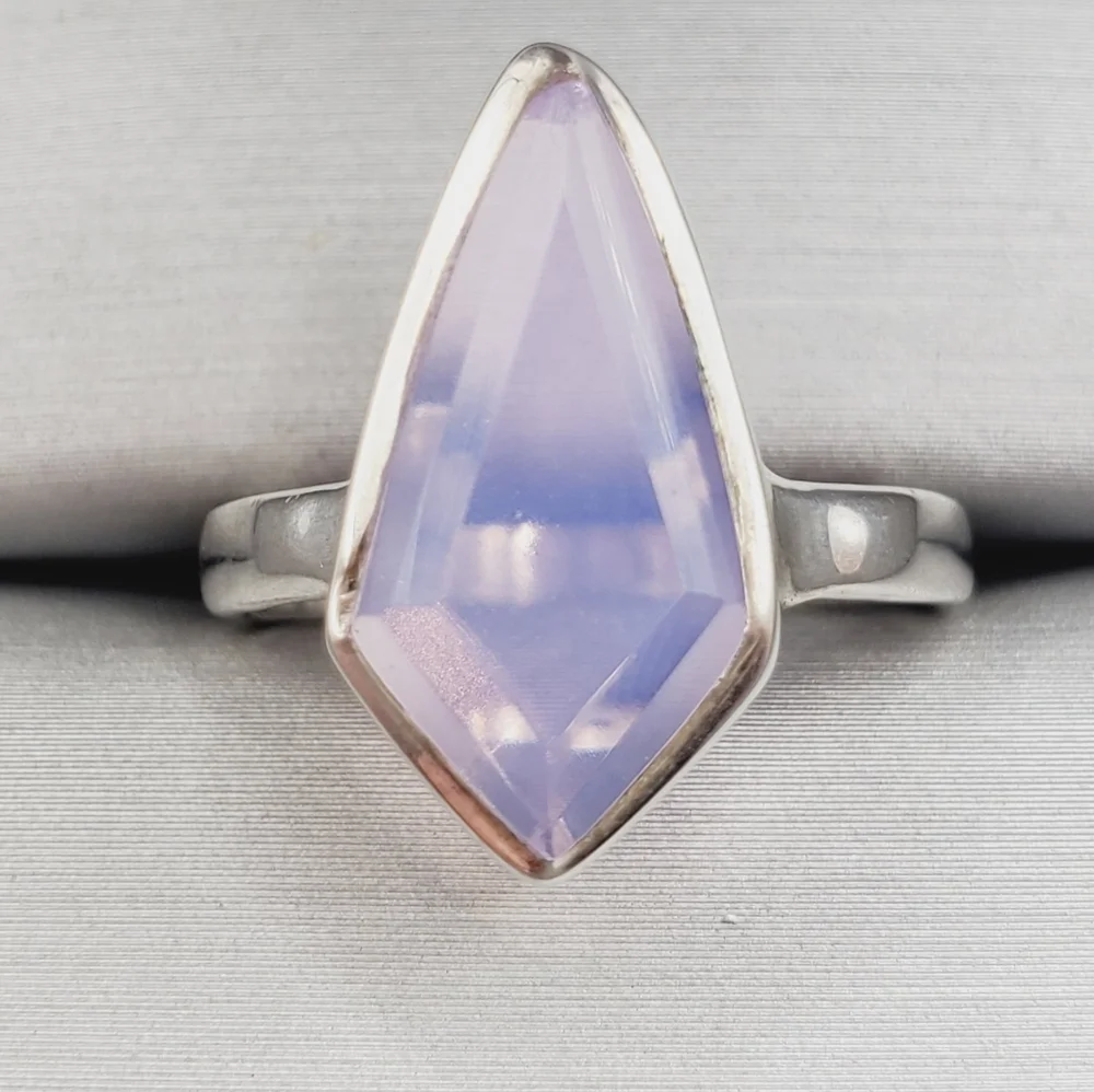 Silver Purple Lavendar Gemstone Ring - Picture 1 of 8